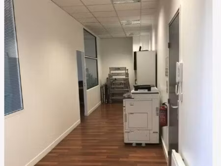 location bureaux 103 m²