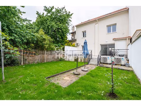 maison familiale proche metro l13