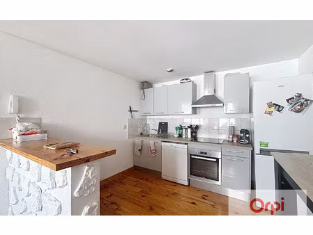 location appartement  83.5 m² t-3 à commentry  470 €