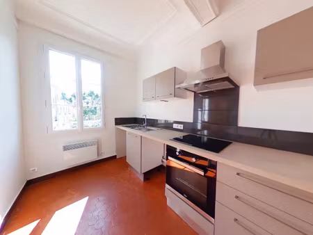 grand t2 66m2 avec balcon - lorgues
