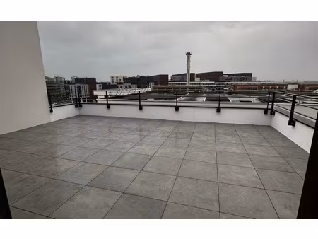 location appartement  62.23 m² t-3 à romainville  1 500 €