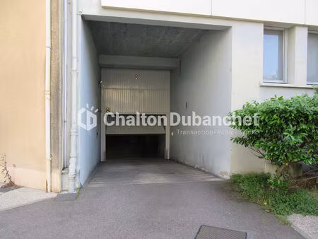 parking / box roanne