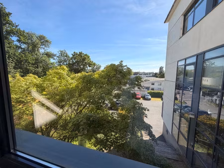 local professionnel à louer limonest 6 pièce(s) 70m2 1 100€/mois ht/hc