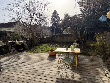 maison de caractère avec jardin et beaux volumes - saint-eti