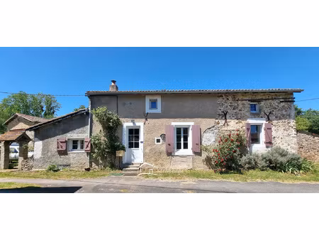 maison + dépendances + 7ha terres bio