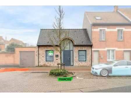 commercieel pand op top ligging te roeselare