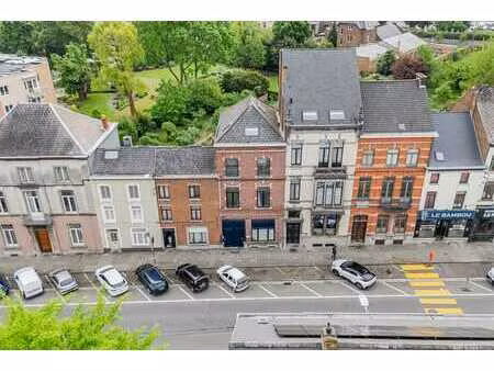 immeuble mixte au centre-ville !