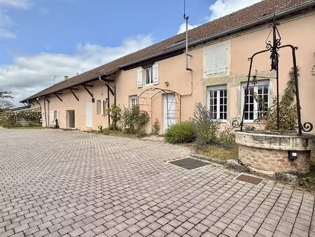 longere de caractere de 500m²   5000m² de terrain