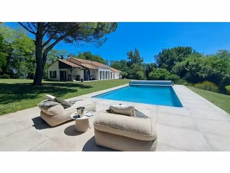 magnifique villa avec vue panoramique sur villeneuve-sur-lot – bien plus qu’une maison  un