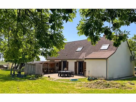 maison guillonville m² t-5 à vendre  227 900 €