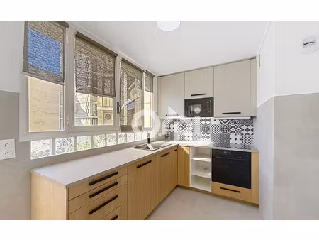 location appartement  m² t-3 à châtillon  1 680 €