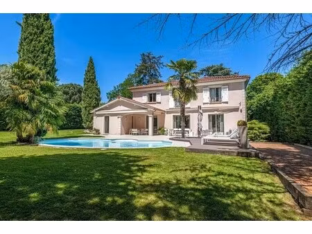 maison de luxe à vendre à écully : 1 690 000 € | 373m²