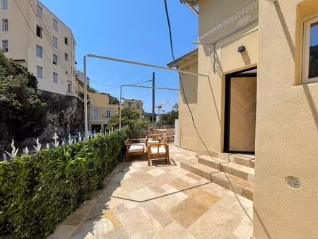maison de luxe à vendre à nice : 590 000 € | 140m²