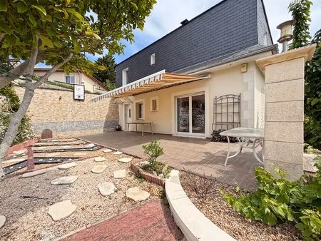 maison 5 pièces - 149 m²