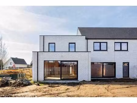 maison neuve au centre de deerlijk