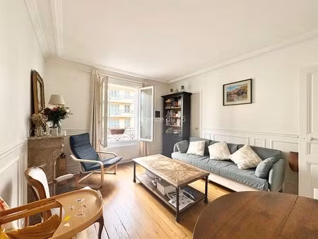 * exclusivite * / ravissant 3 pieces / plan en etoile / cave / jardin commun /