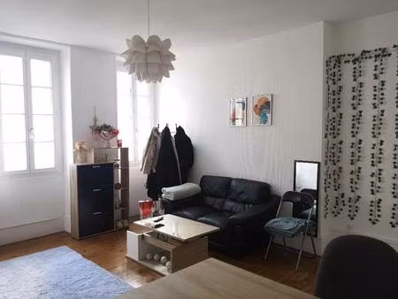 location f2 non meuble valence centre - zone pietionne