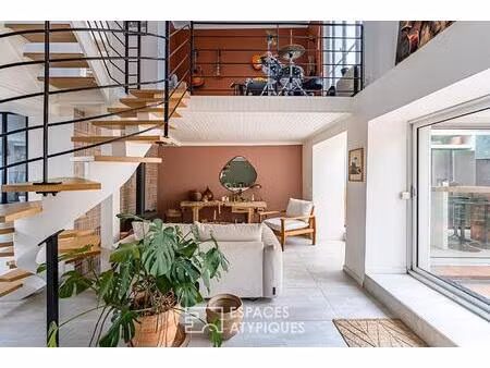 maison de ville rénovée avec patio arboré au coeur du quartier labouret