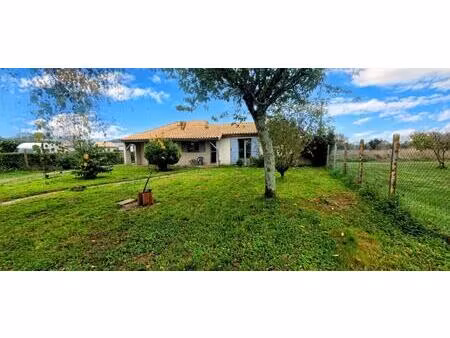 33230 coutras-maison 134 m² - 3/4 chambres-piscine-1600m² jardin