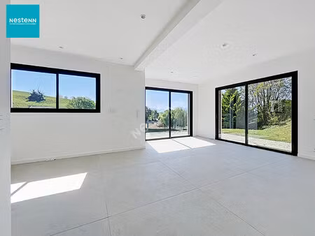 epagny metz-tessy _ maison contemporaine 5 pièces de 141 m²  avec terrasse  jardin et gara