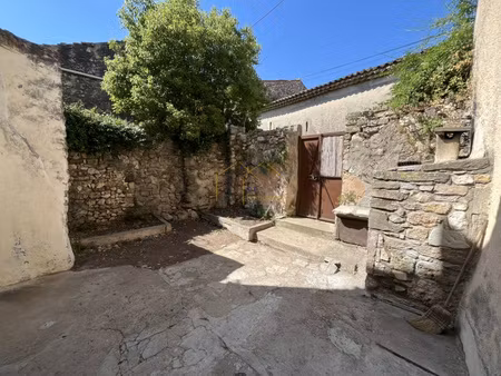 appartement en location 645 eur par mois à montpeyroux