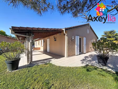 a vendre - secteur feurs - maison individuelle a poncins avec terrain sans vis a vis