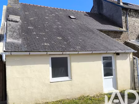 maison à saint-ségal (29590)