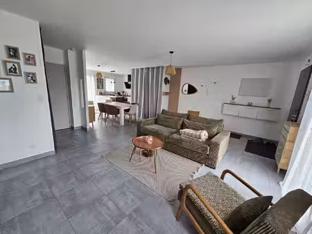 maison 2016 - 3 chambres - parfait état - pellouailles-les-vignes
