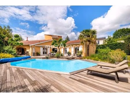 limonest  maison 5 chambres avec piscine  sous-sol  garage double et terrain de 1400m2