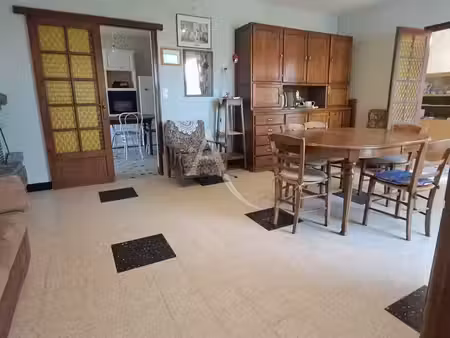 maison vitry aux loges