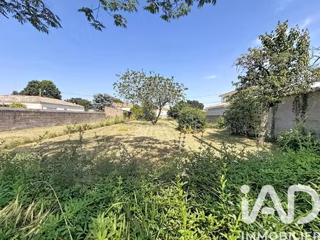 vente terrain à bâtir 701 m²