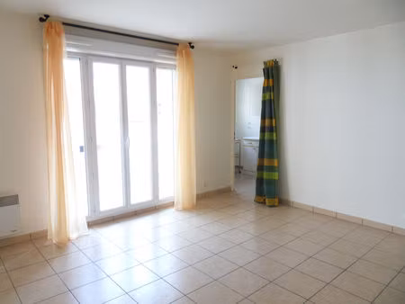 appartement pontoise - 1 pièce - 28 m²