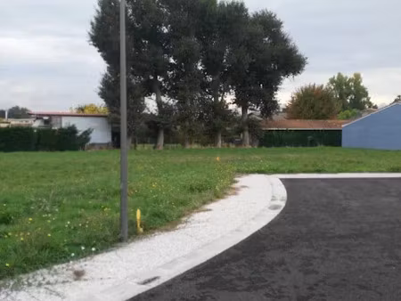 vente terrain 400 m² à hourtin (33990)  91 000 €