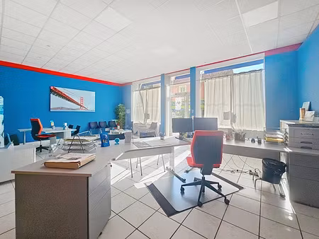 vente locaux professionnels 87 m² à avignon (84000)  180 000 €