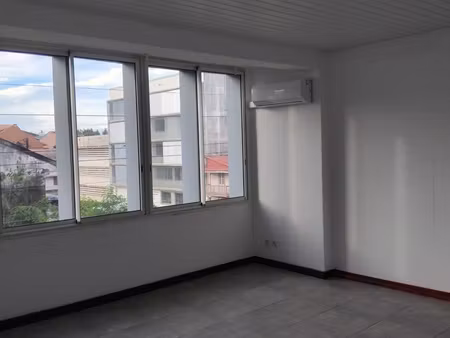 appartement climatisé t4 spacieux et lumineux pour famille