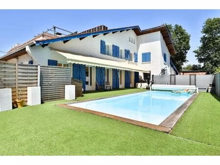 appartement 4 pièces de 100 3 m²