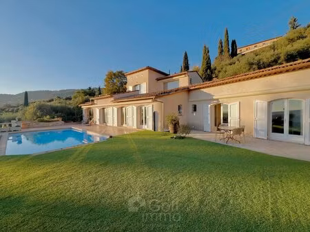 villa de 250 m² vue mer panoramique cabris