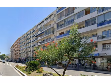location appartement  m² t-1 à cagnes-sur-mer  800 €
