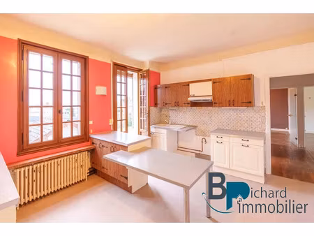 vente immeuble 11 pièces 225 m² à laon (02000)  273 000 €