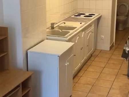 location meublée appartement 1 pièce 20 m² à verdun (55100)  310 €