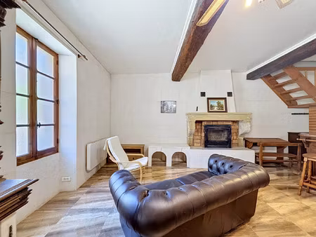 location maison 4 pièces 90 m² à vallabrègues (30300)