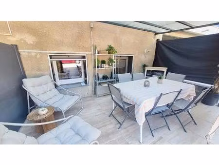 duplex 95 m² entièrement rénové avec terrasse