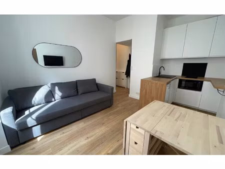 location appartement  26.56 m² t-2 à nice  950 €