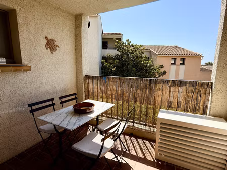 appartement t3 rénové proche de la mer avec piscine les issa