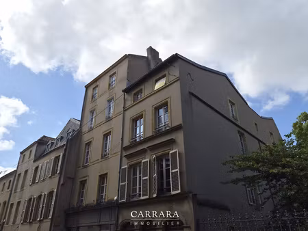 studio entièrement rénové à louer metz rue des allemands