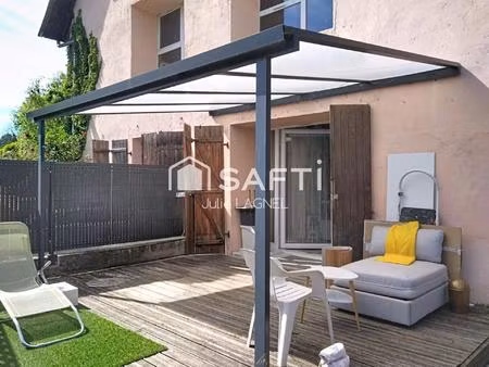 studio au calme avec terrasse xxl a sillingy