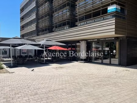 mérignac  bar à vins avec restauration  environ 115m².