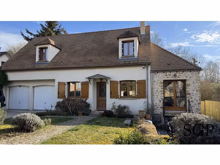 maison à louer châteaufort