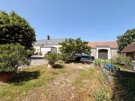 azay sur cher - secteur campagne - ancien corps de ferme avec greniers et dépendances - te