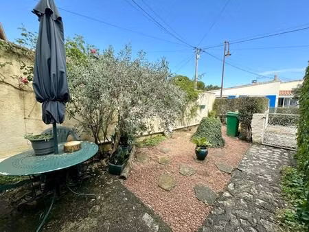 a visiter sur le pontet (84) - maison a etage de 100 m² env. avec terrain